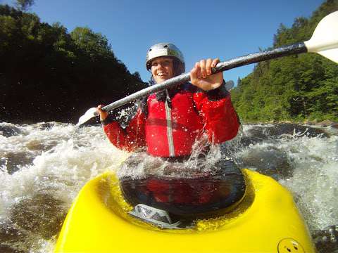 École de kayak de rivière Kayak Côte-de-Beaupré